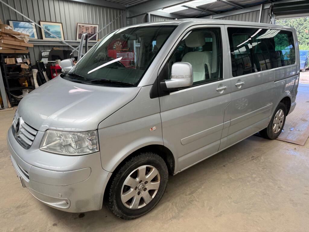 Volkswagen Caravelle 2.5 Tdi Pure Drive Se Euro 4 Silver #2