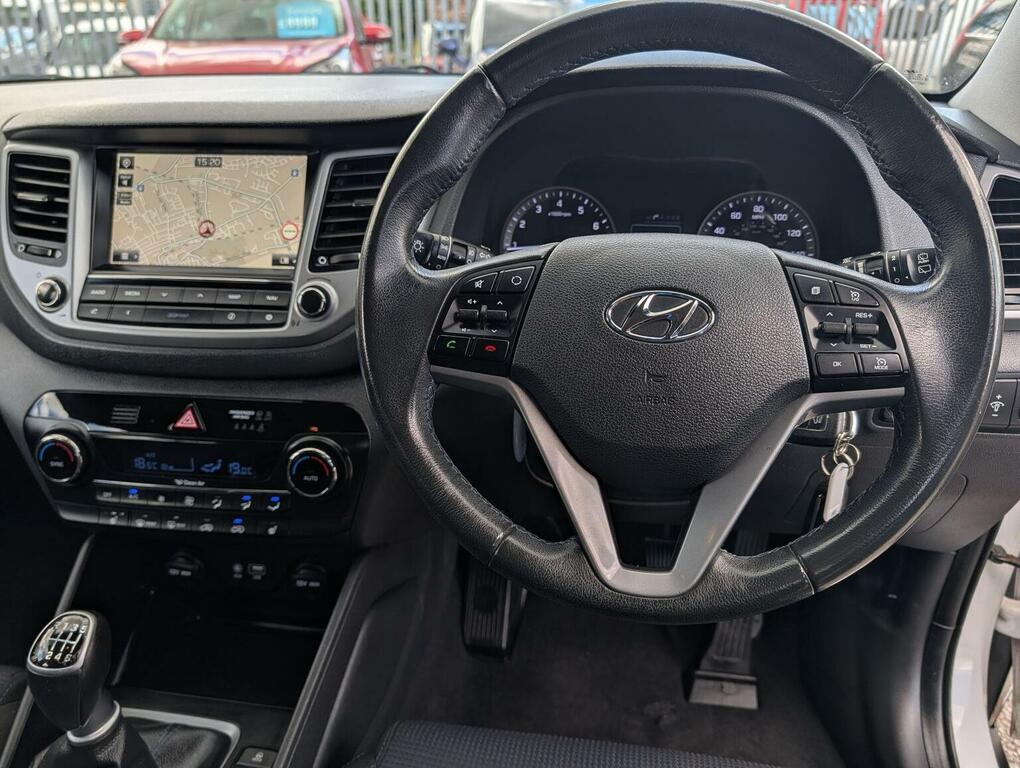 Hyundai Tucson 1.7 Crdi Blue Drive Se Nav 2Wd Dct Grey #11