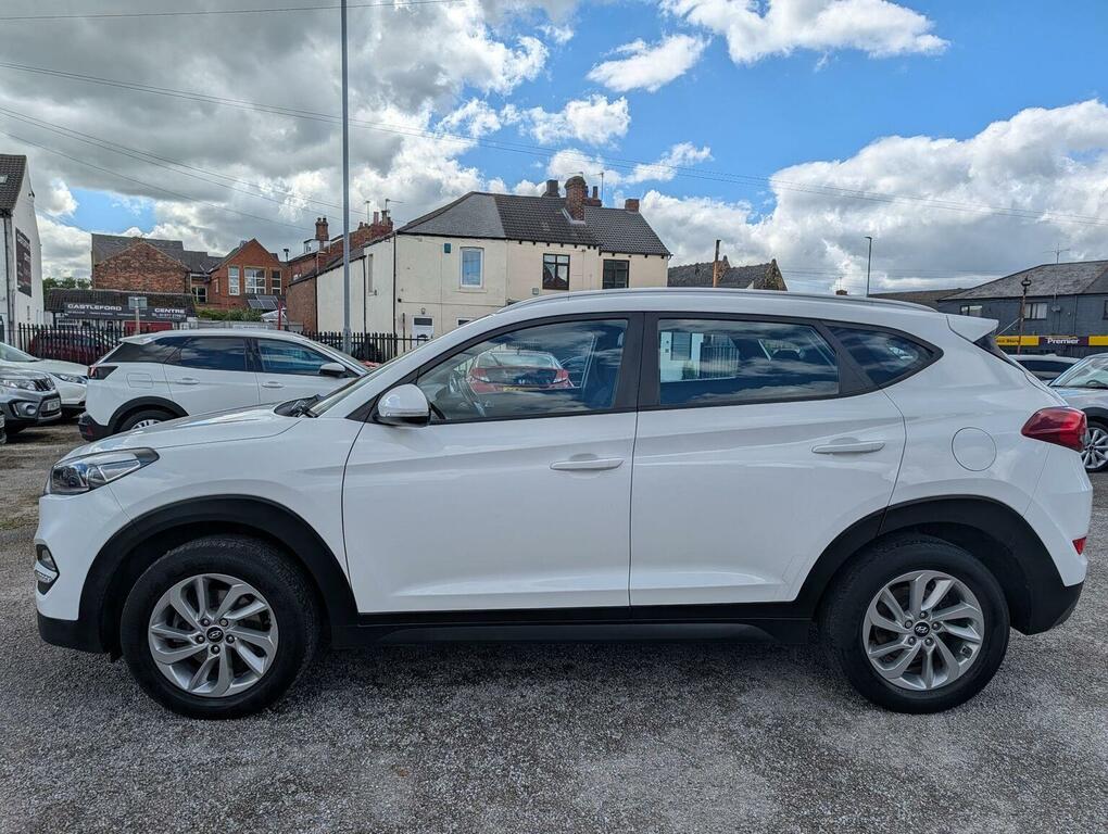 Hyundai Tucson 1.6 Gdi Blue Drive Se Nav Euro 6 Ss White #6