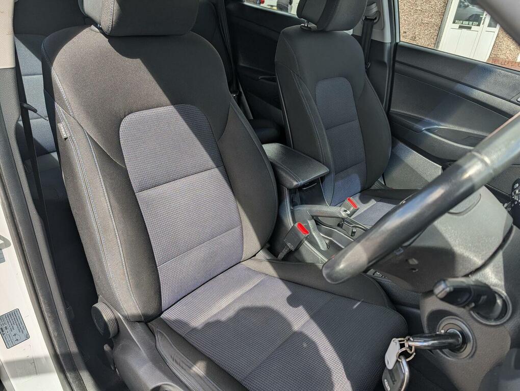 Hyundai Tucson 1.7 Crdi Blue Drive Se Nav 2Wd Dct Grey #26