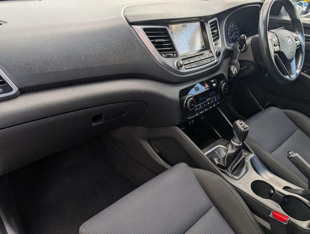 Hyundai Tucson 1.7 Crdi Blue Drive Se Nav 2Wd Dct Grey #22