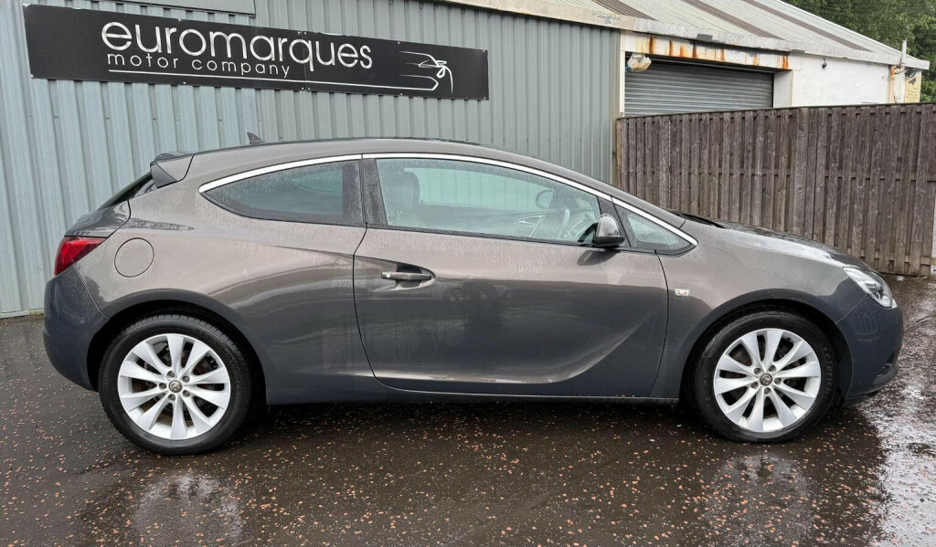 Vauxhall Astra GTC Hatchback Yellow #11