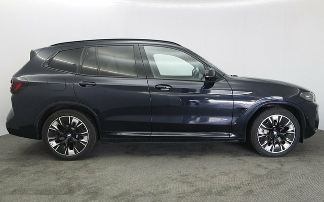 BMW iX3 80Kwh M Sport Pro Suv 286 Ps Black #4