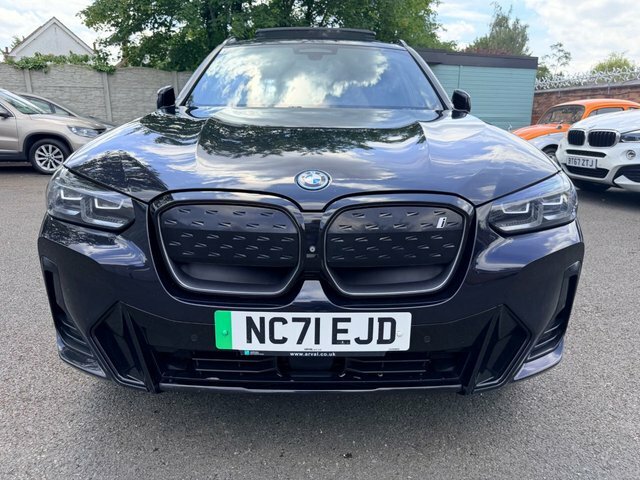BMW iX3 80Kwh M Sport Pro Suv 286 Ps NC71EJD Black #4
