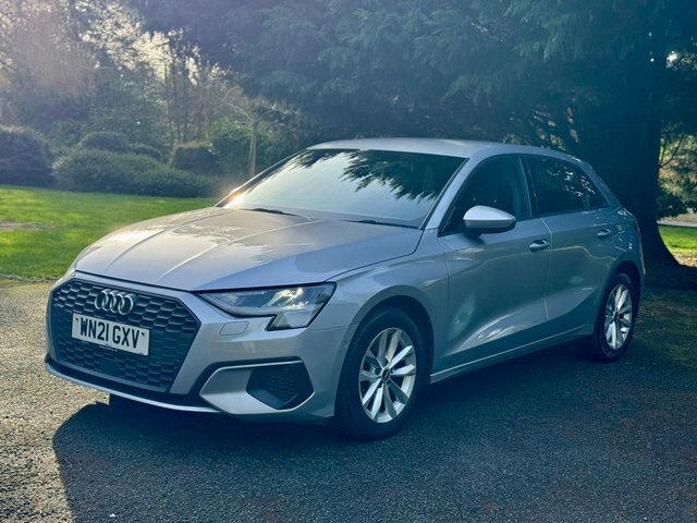 Audi A3 1.5 Tfsi 35 Technik Sportback Cs Manua WN21GXV Silver #4