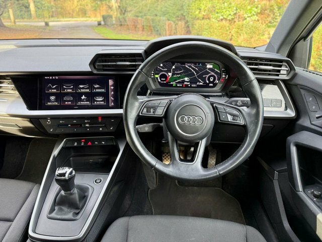 Audi A3 1.5 Tfsi 35 Technik Sportback Cs Manua WN21GXV Silver #2