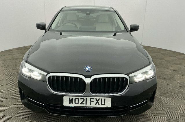 BMW 5 Series 2.0 530E 12Kwh Se Saloon Plug-in Hybrid Black #3