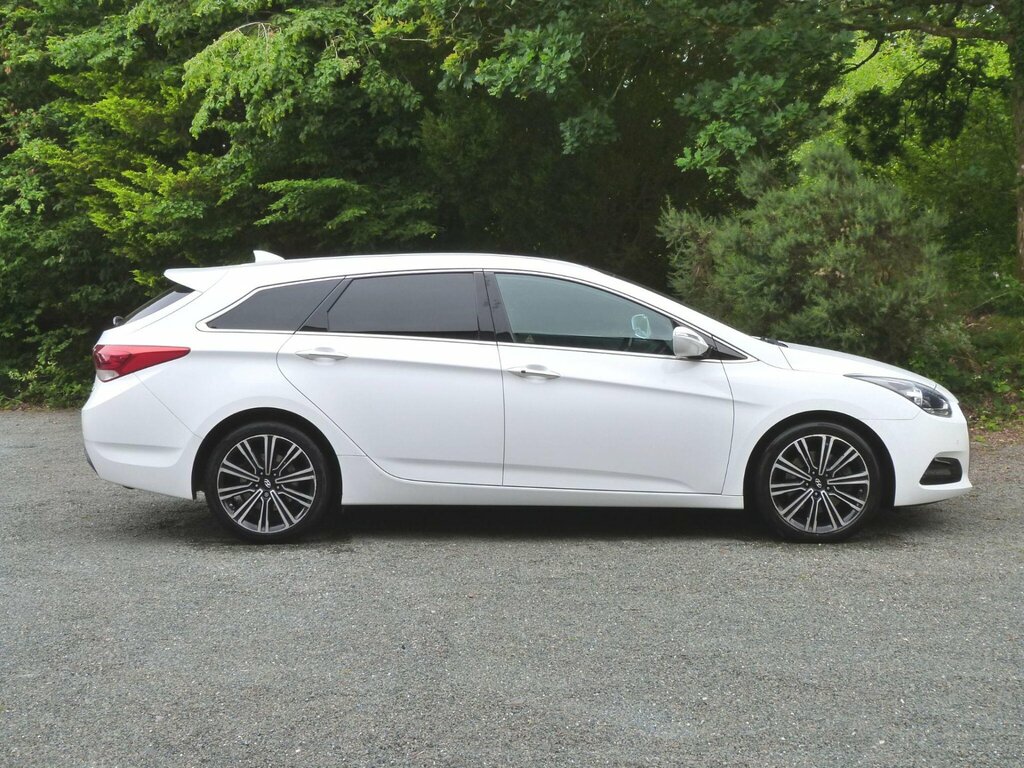 Hyundai I40 1.7 Crdi Blue Drive Premium Tourer Dct Euro 6 Ss White #5
