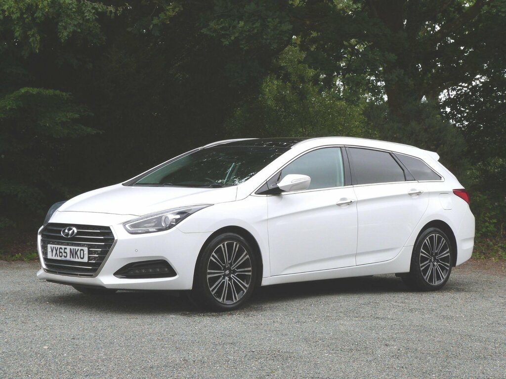 Hyundai I40 1.7 Crdi Blue Drive Premium Tourer Dct Euro 6 Ss White #2