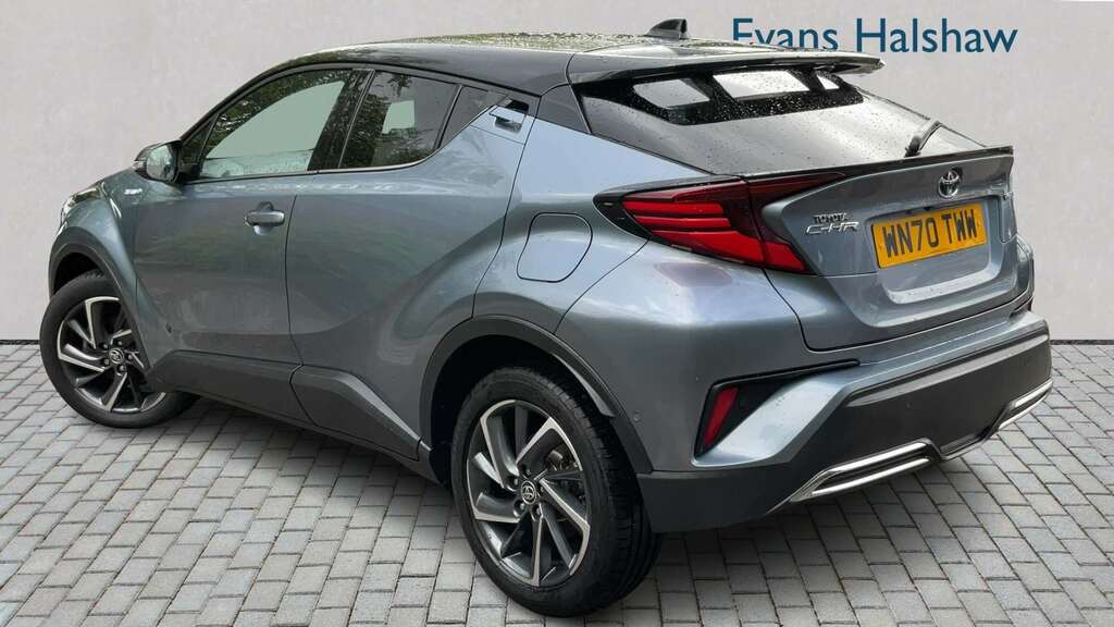 Toyota C-Hr 2.0 Hybrid Dynamic Cvt 2020 Grey #2
