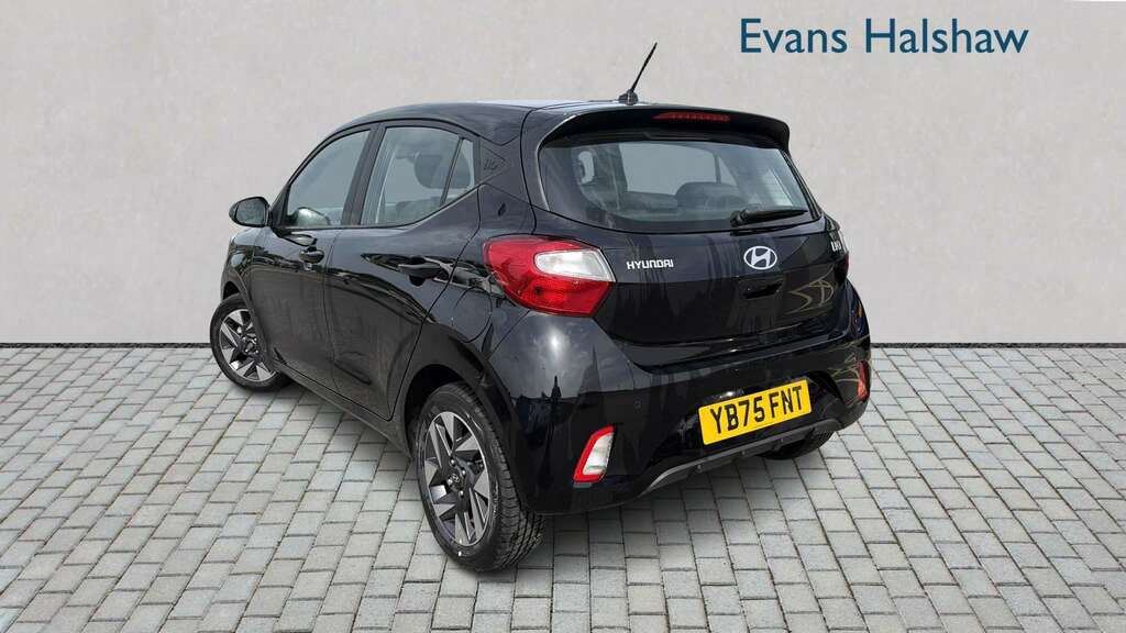 Hyundai I10 1.0 63 Advance Nav 2025 YB75FNT Black #2
