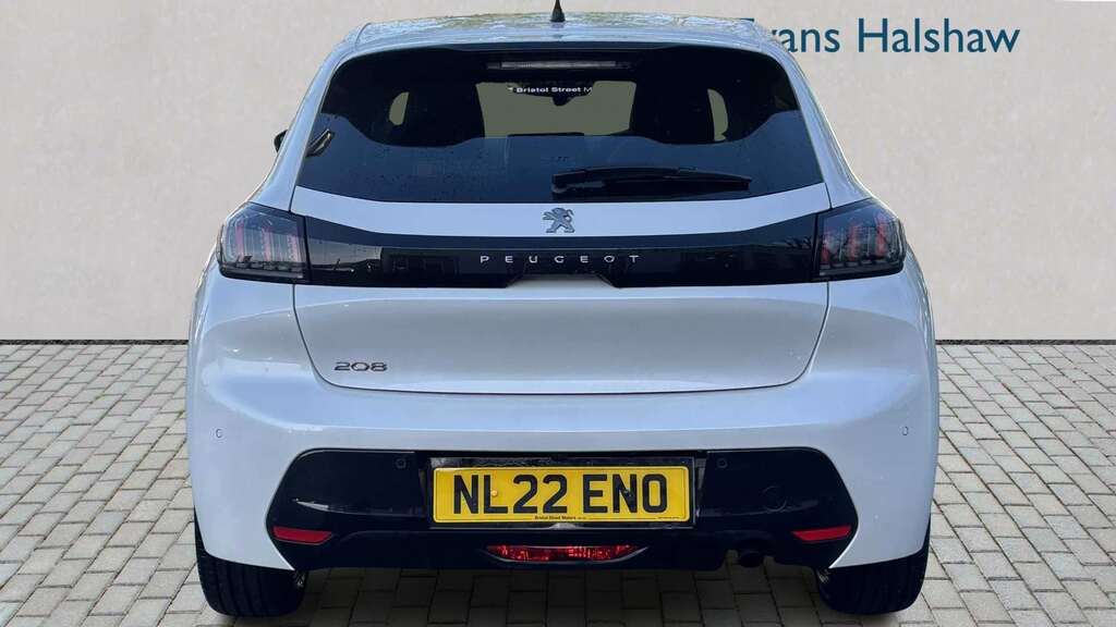 Peugeot 208 1.2 Puretech 100 Allure Premium Eat8 2022 White #5
