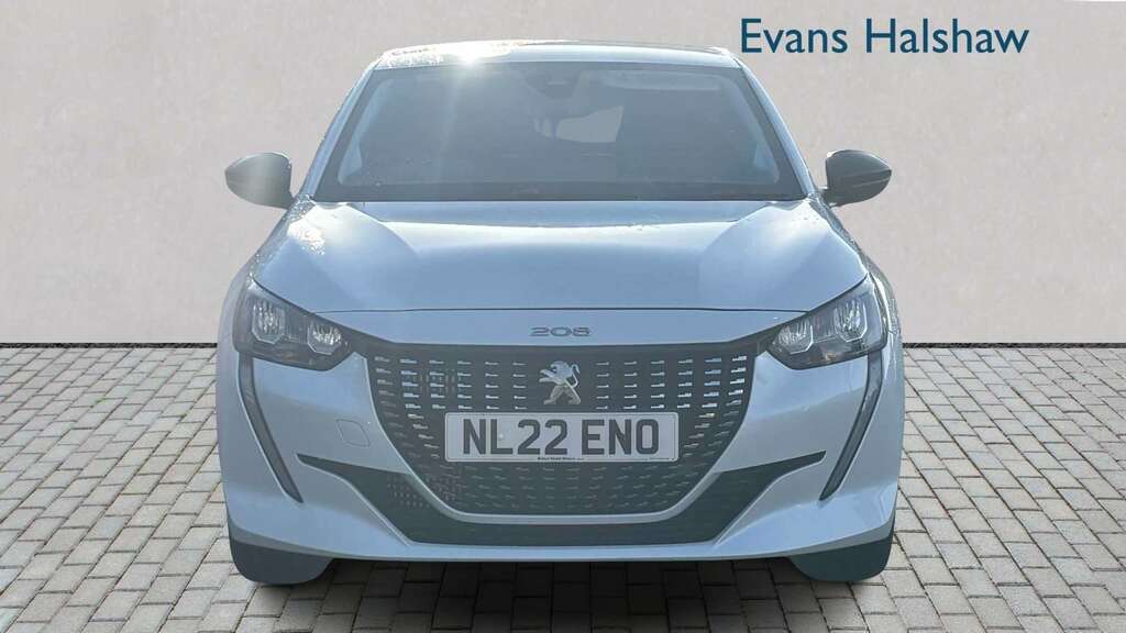 Peugeot 208 1.2 Puretech 100 Allure Premium Eat8 2022 White #3