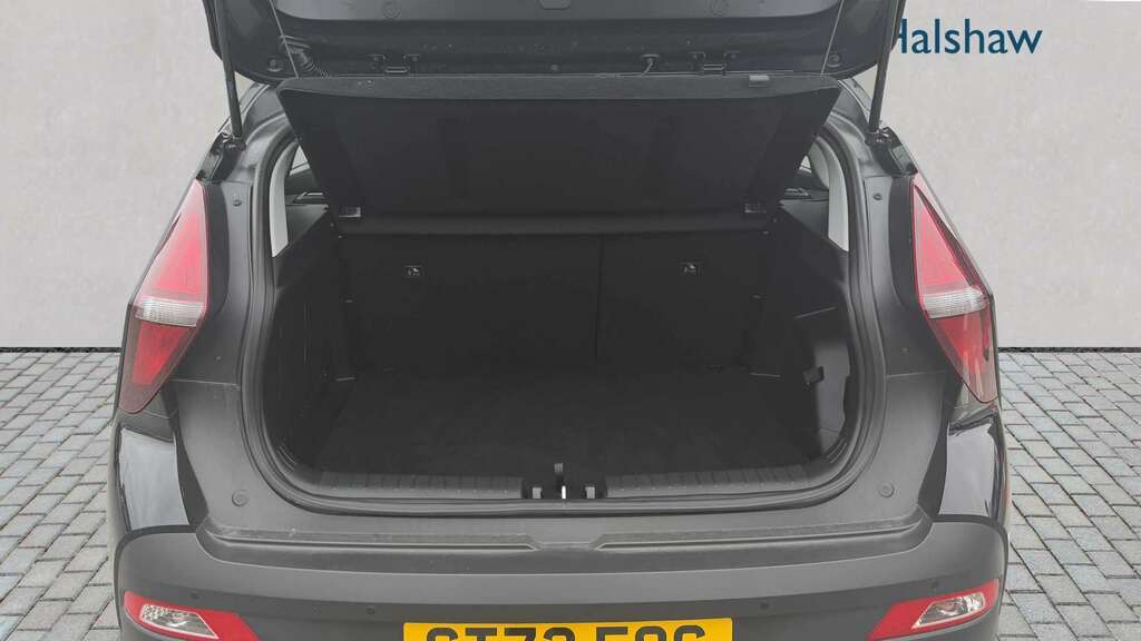 Hyundai Bayon 1.0 Tgdi 48V Mhev Se Connect Dct 2023 Black #6