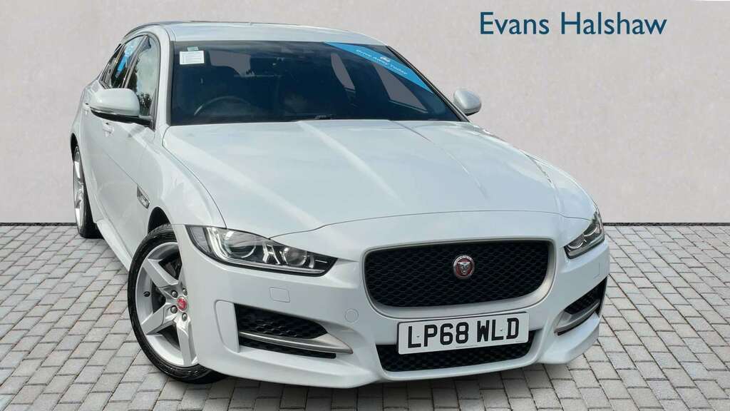 Jaguar XE 2.0 250 R-sport 2019 White
