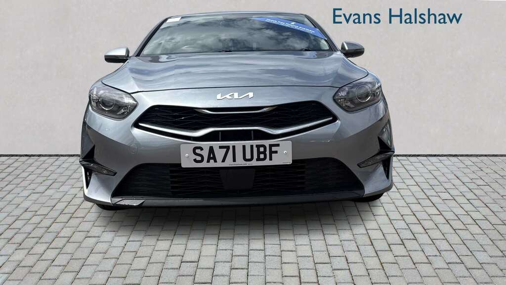 Kia Ceed 1.5T Gdi Isg 3 2022 SA71UBF Silver #4