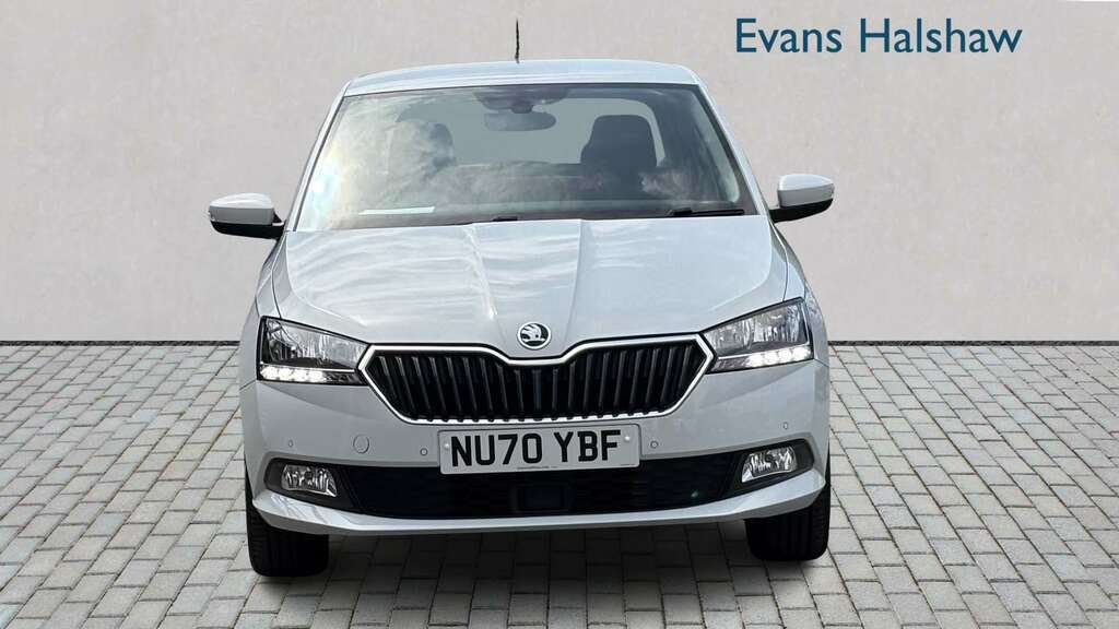 Skoda Fabia 1.0 Tsi Se L 2020 White #2