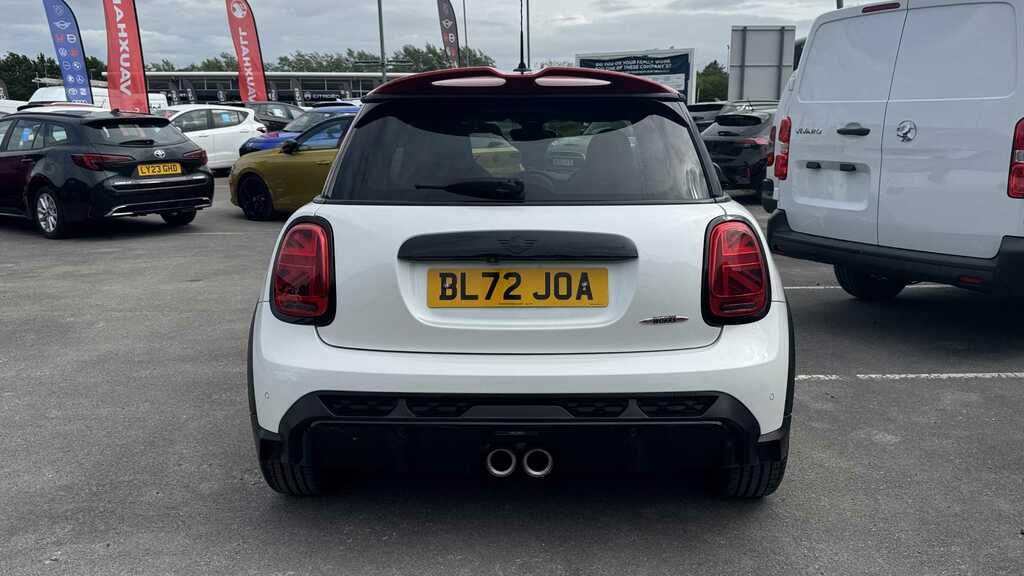 Mini Hatch 2.0 John Cooper Works 2023 BL72JOA White #5