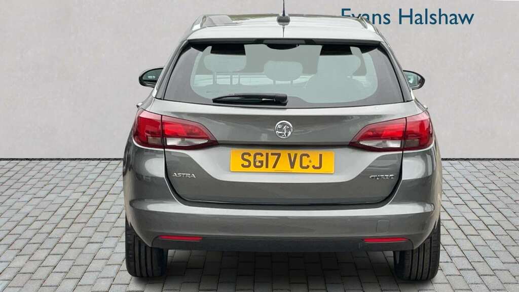 Vauxhall Astra 1.4T 16V 150 Sri 2017 SG17VCJ Grey #4