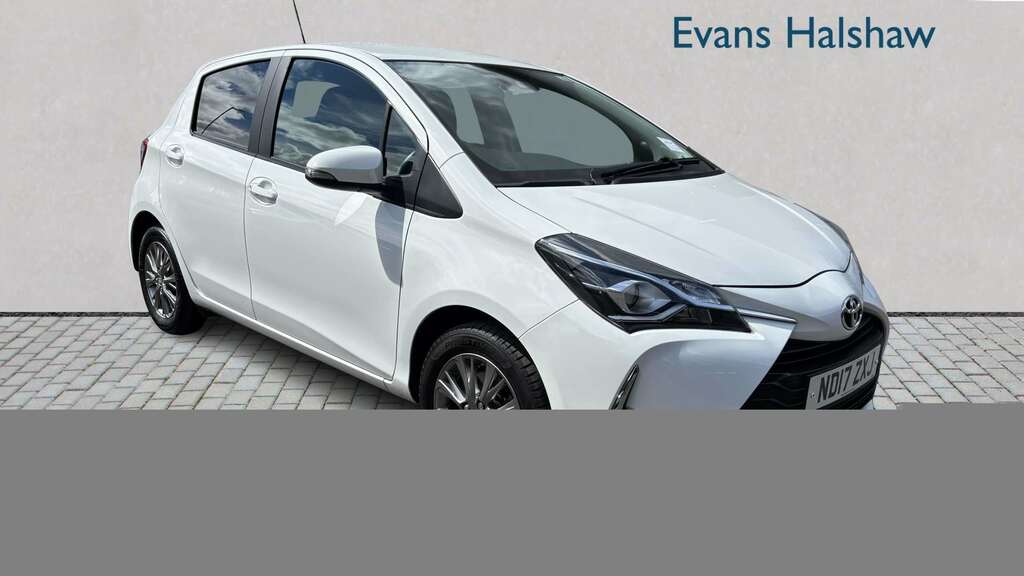 Toyota Yaris 1.5 Vvt-i Icon 2017 White
