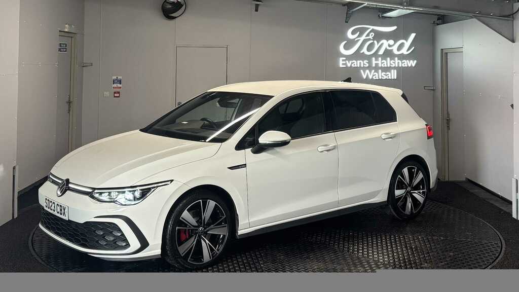 Volkswagen Golf 2.0 Tdi 200 Gtd Dsg 2023 SD23CBX White #2