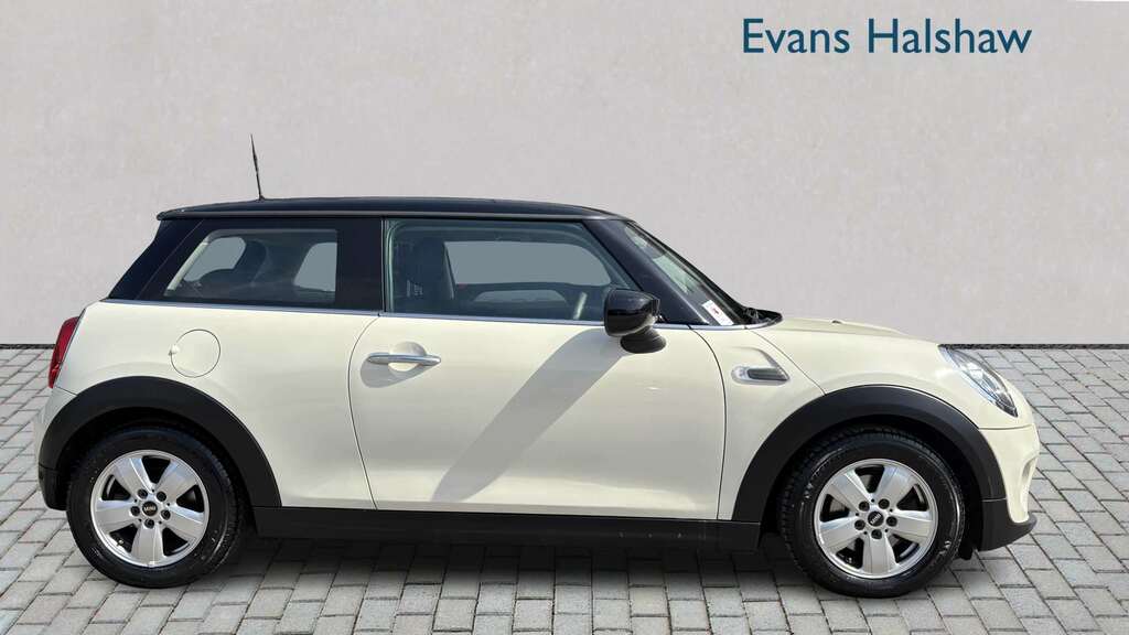 Mini Hatch 1.5 Cooper Classic II 2020 YG20LNA White #6