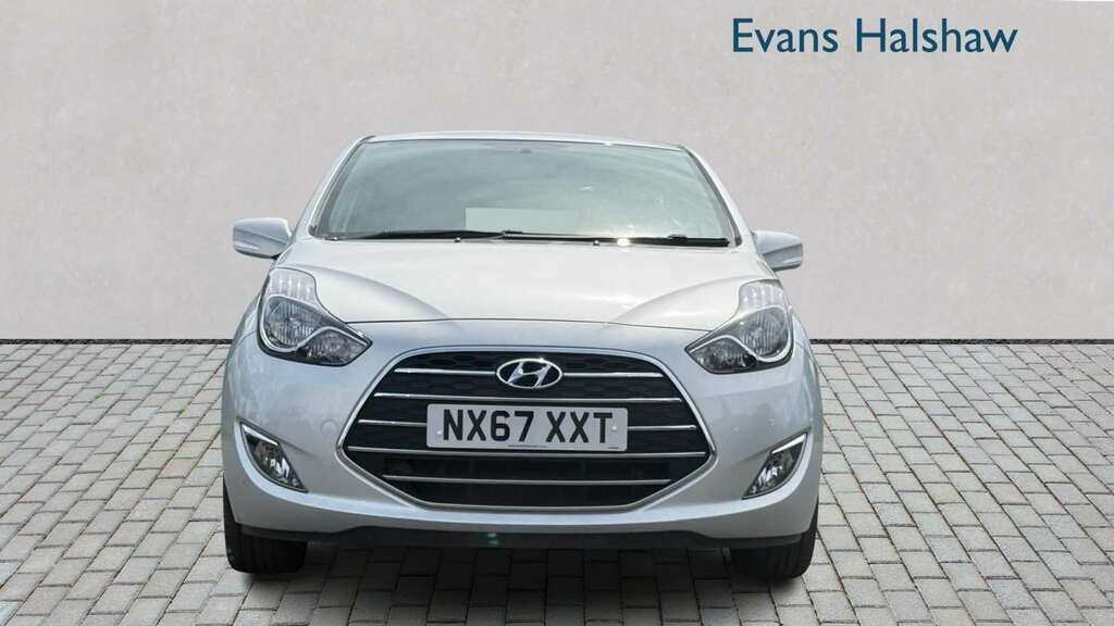 Hyundai Ix20 1.4 Blue Drive Se Nav 2017 NX67XXT Silver #3