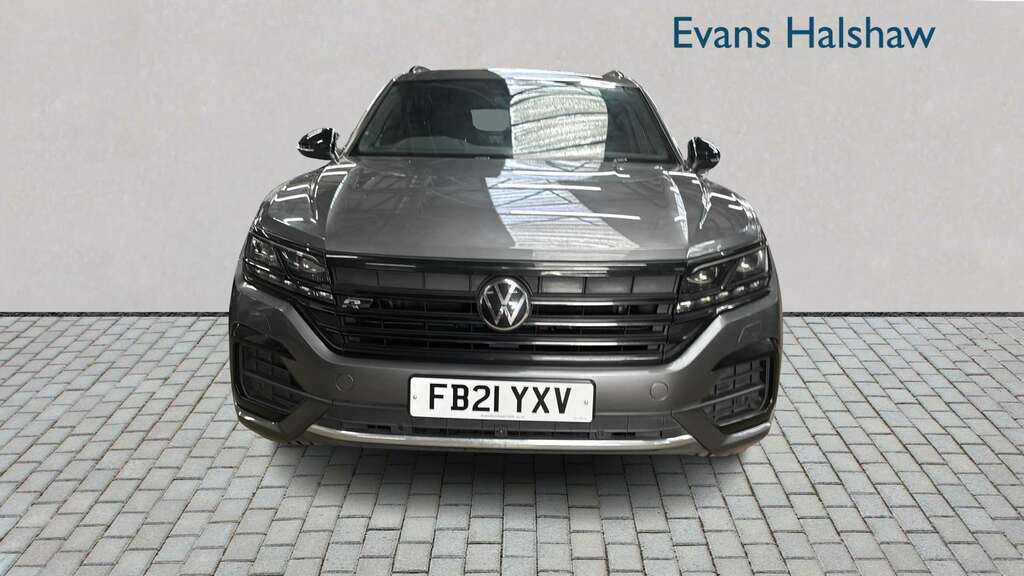 Volkswagen Touareg 3.0 V6 Tdi 4Motion 231 Black Edition Tip FB21YXV Grey #4