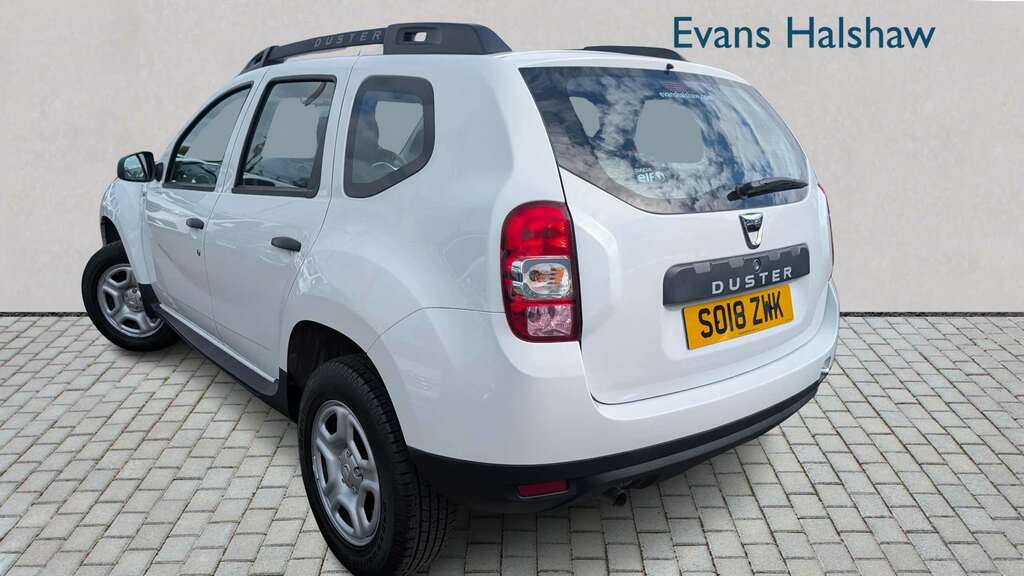 Dacia Duster 1.6 Sce 115 Air 2018 White #2