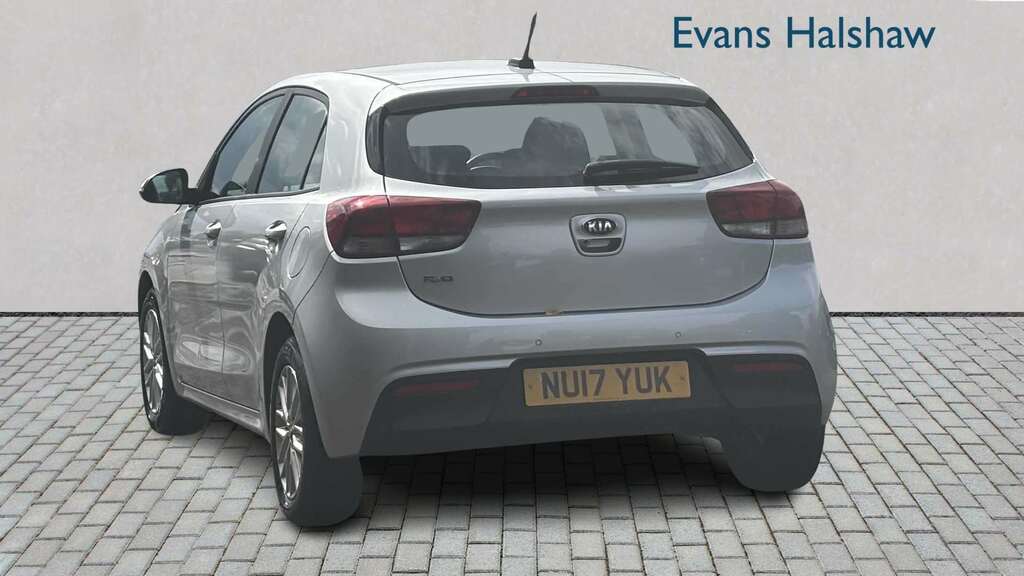 Kia RIO 1.4 2 2017 Silver #4