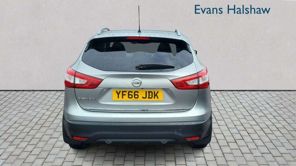 Nissan Qashqai 1.6 Dig-t Tekna Non-panoramic 2017 YF66JDK Silver #4