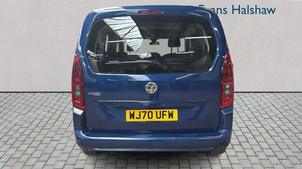 Vauxhall Combo Life 1.5 Turbo D Energy 7 Seat 2020 WJ70UFW Blue #5
