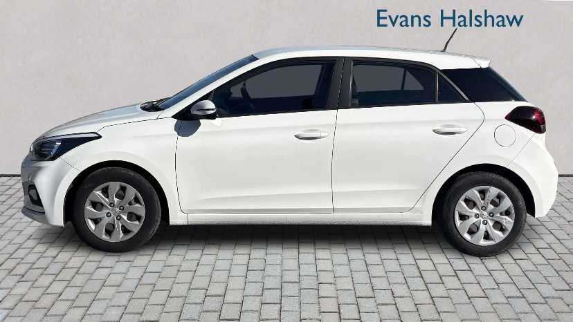 Hyundai I20 1.2 Mpi S Connect 2019 White #2