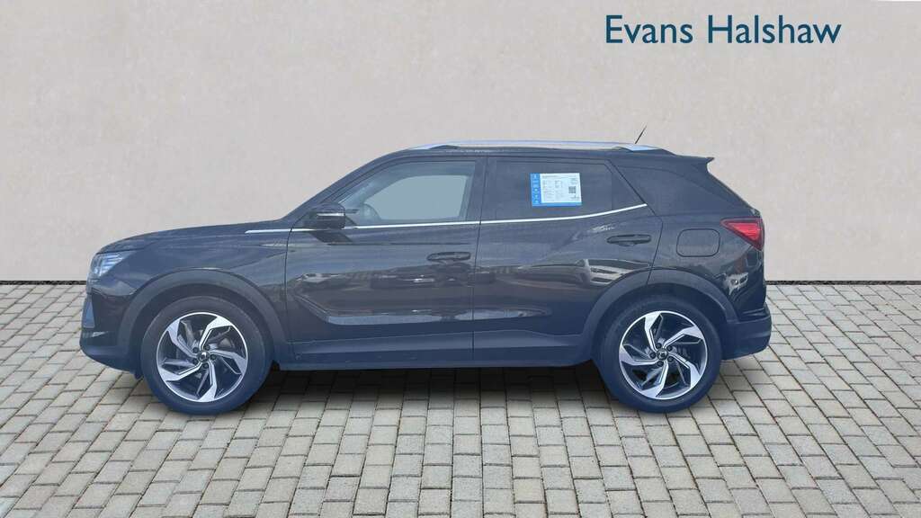 SsangYong Korando 1.5 Ultimate 2020 Black #3