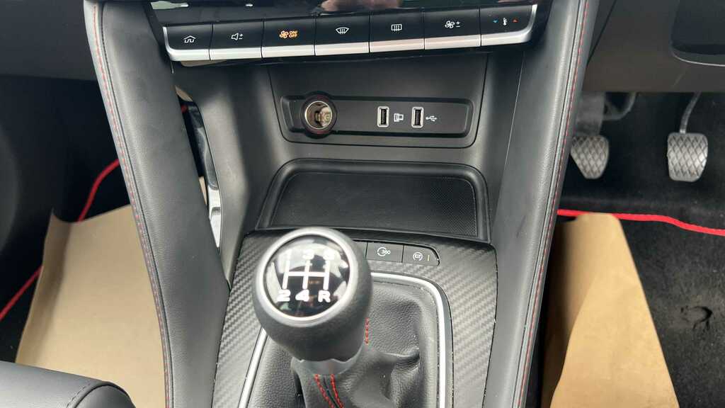 MG ZS 1.5 Vti-tech Exclusive 2024 SB24VGK Red #6