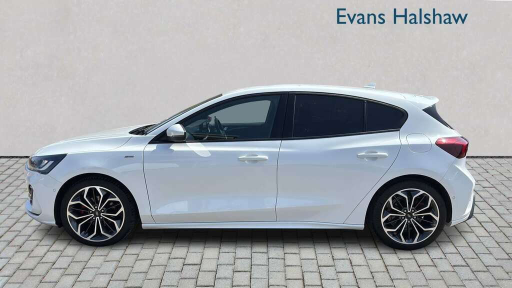 Ford Focus 1.0 Ecoboost Hybrid Mhev 155 St-line X 20 SB73FHD White #3