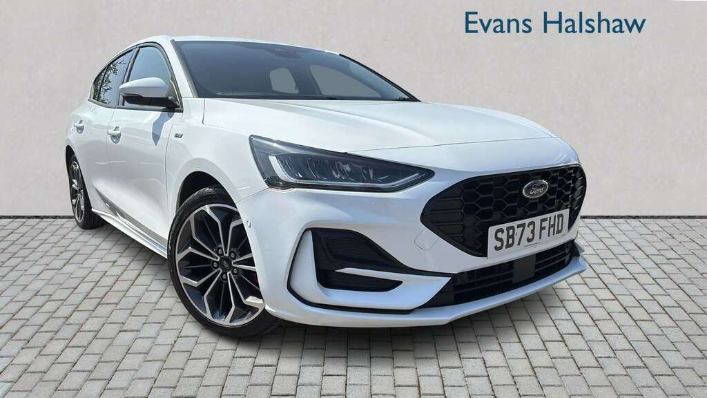 Ford Focus 1.0 Ecoboost Hybrid Mhev 155 St-line X 20 White