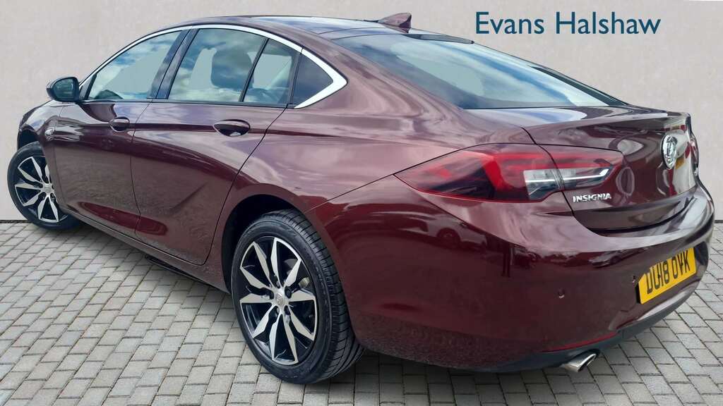 Vauxhall Insignia 2.0 Turbo D Tech Line Nav 2018 Red #2