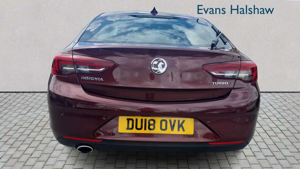 Vauxhall Insignia 2.0 Turbo D Tech Line Nav 2018 Red #5