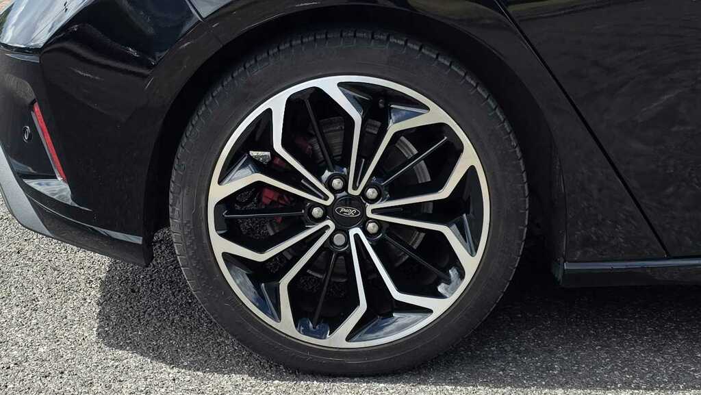Ford Focus 1.0 Ecoboost 125 St-line X 2019 VF68FHK Black #6