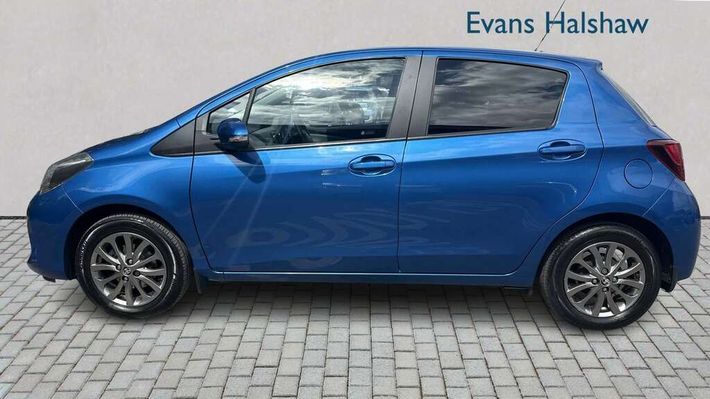 Toyota Yaris 1.0 Vvt-i Icon 2016 Blue #2