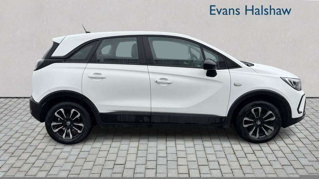 Vauxhall Crossland 1.2 Design 2022 CK22HYL White #6