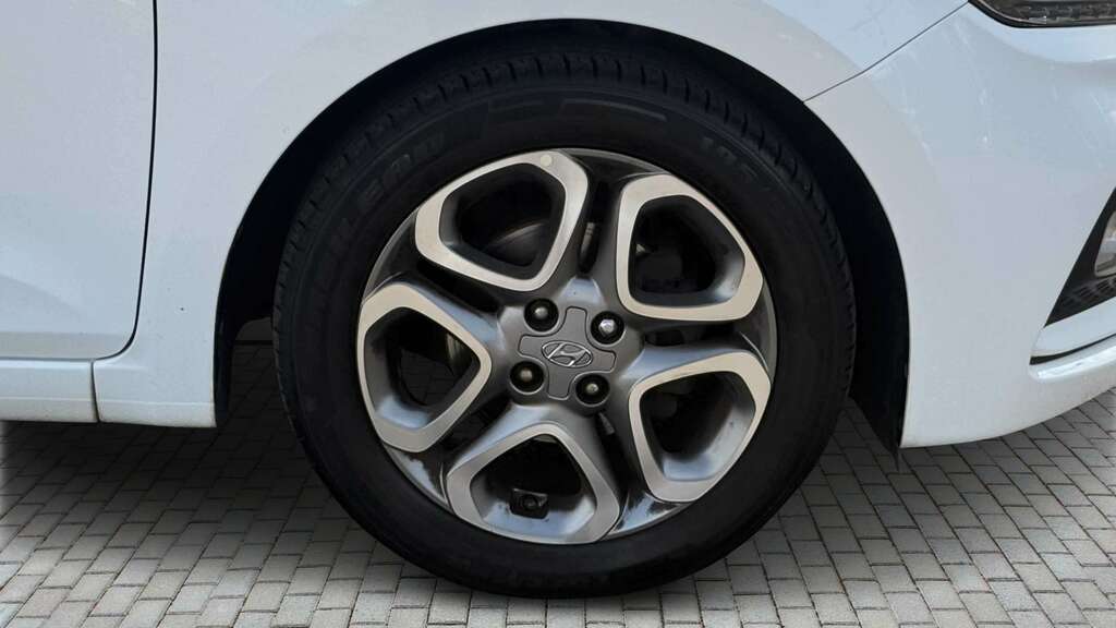 Hyundai I20 1.2 Mpi Play 2019 YW19YHD White #4
