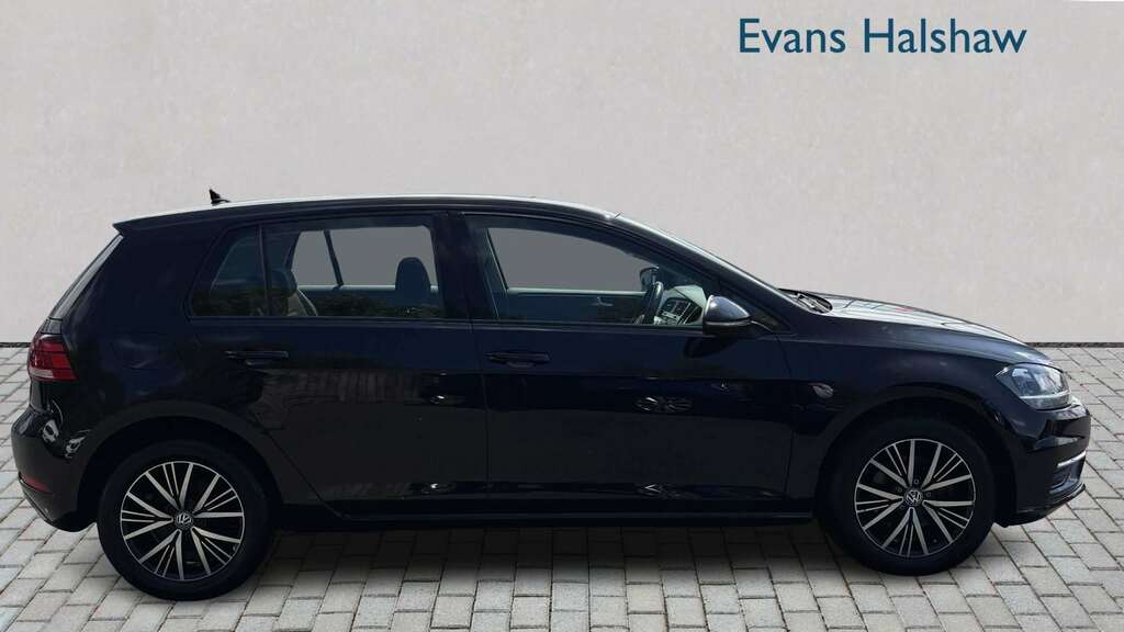 Volkswagen Golf 1.4 Tsi Se Nav 2017 SG67APZ Black #2