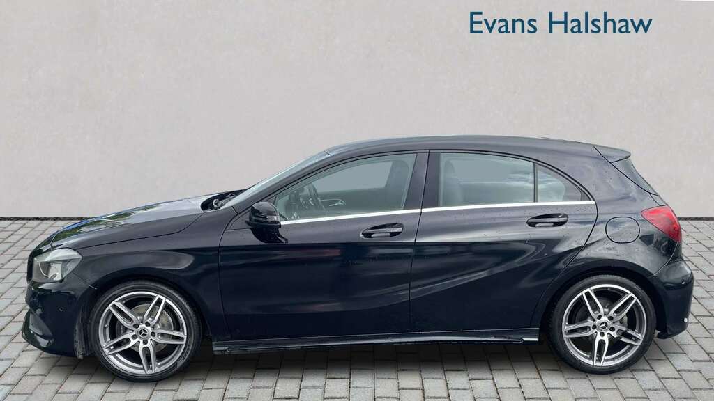 Mercedes-Benz A Class A180d Amg Line Executive 2017 BF17MUU Black #3
