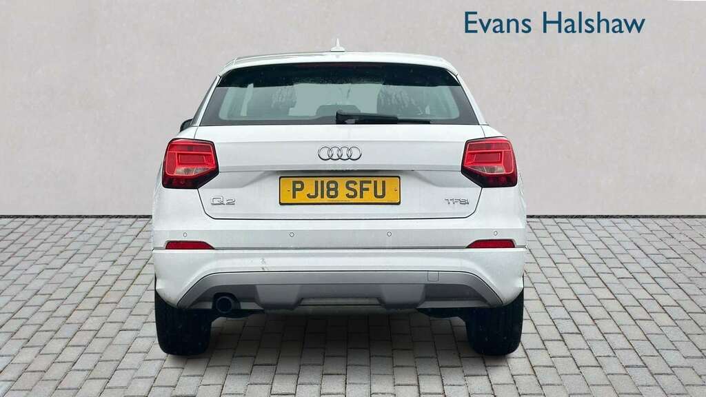 Audi Q2 1.0 Tfsi Sport 2018 White #4