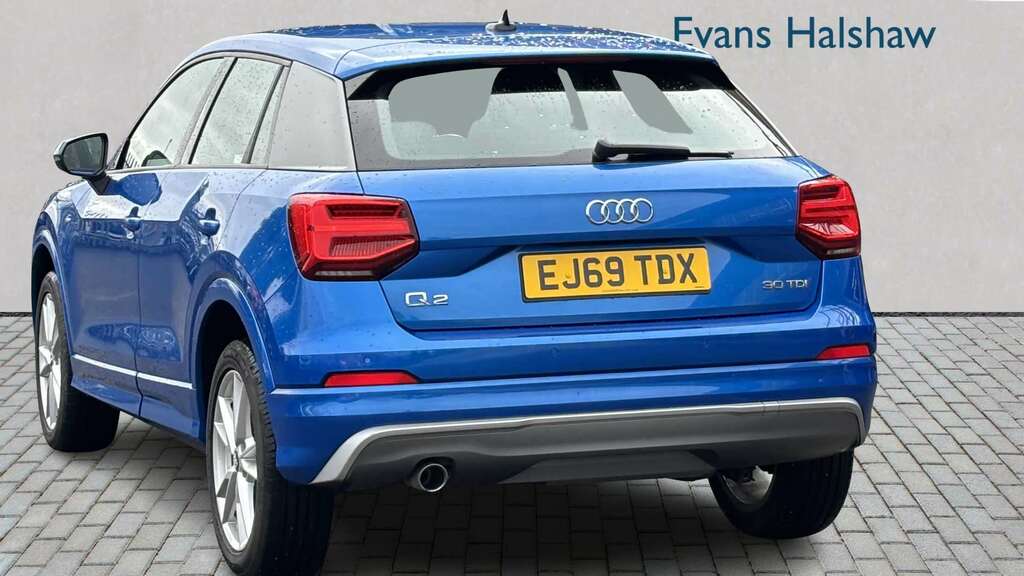 Audi Q2 30 Tdi S Line 2019 Blue #3