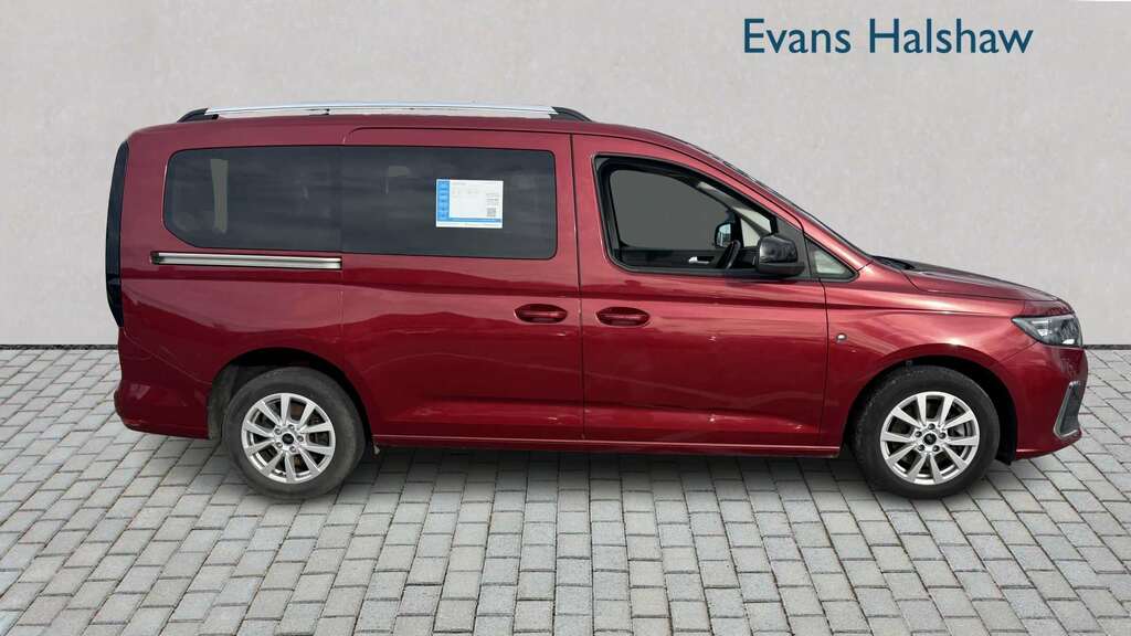 Ford Tourneo Connect 2.0 Ecoblue Titanium 7 Seat 2023 YH23CRJ Red #3