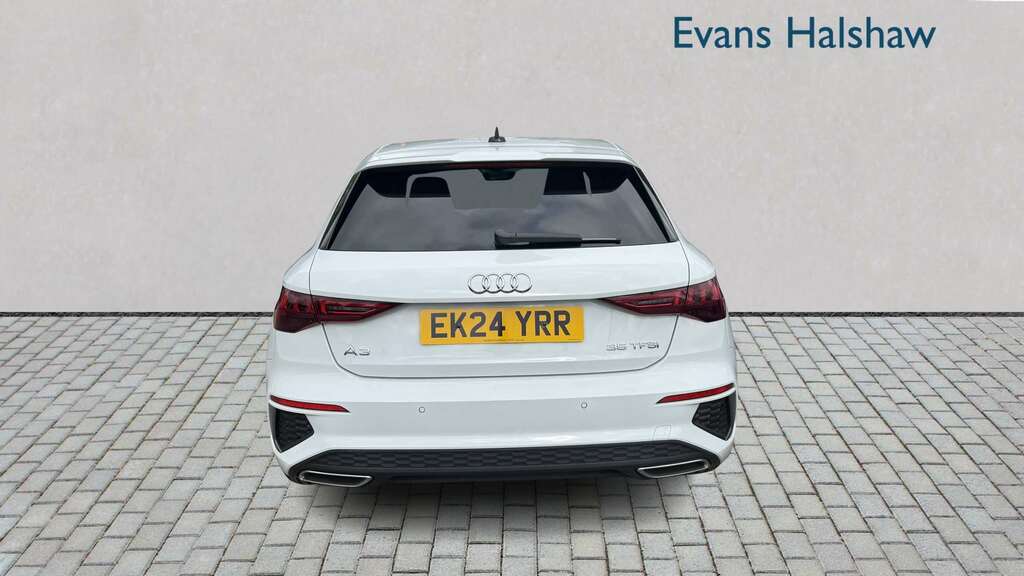 Audi A3 35 Tfsi S Line S Tronic 2024 EK24YRR White #4