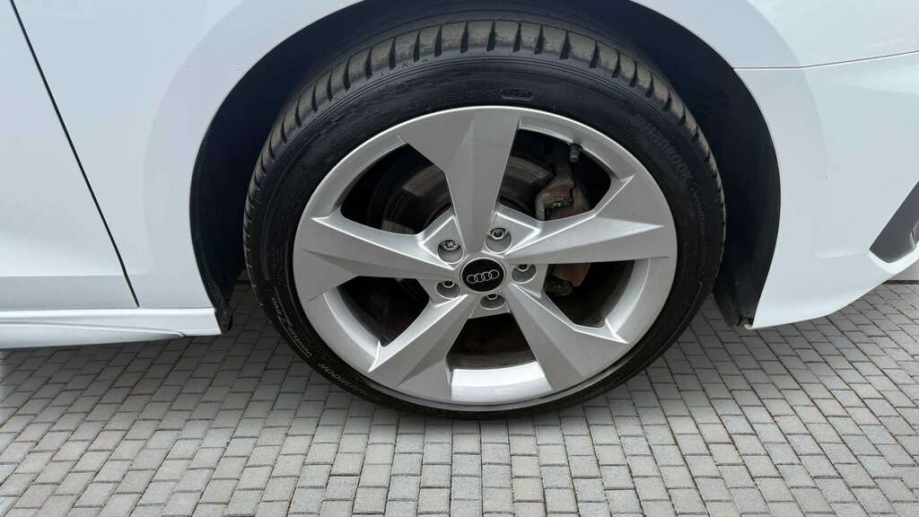 Audi A3 35 Tfsi S Line S Tronic 2024 EK24YRR White #5